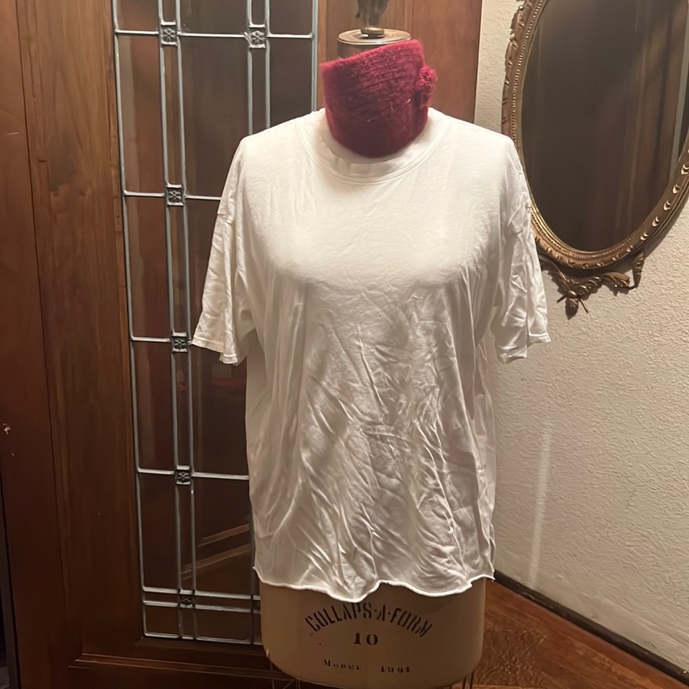 American eagle size S Oversized backseat T-shirt white